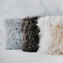 Mongolian Pillow 22" - White -LOVESE Furniture Shop 040025201 6 26082.1690268280.386.513 1