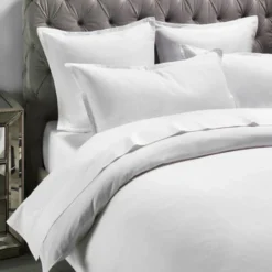 Adalee Bedding - White 7 Adalee Bedding - White -LOVESE Furniture Shop 620503010 29372.1690277399.386.513