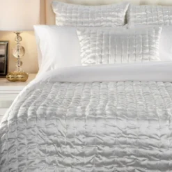 Aviana Bedding - Ivory 7 Aviana Bedding - Ivory -LOVESE Furniture Shop 620710400 35747.1690269782.386.513