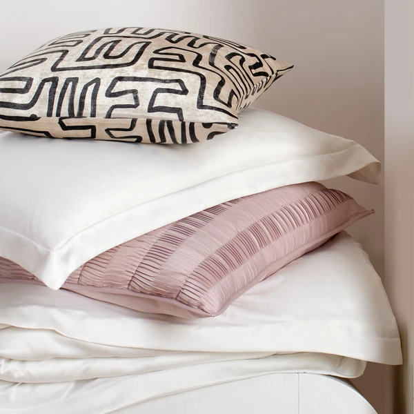 Savion Bedding - Blush 5 Savion Bedding - Blush - Image 5