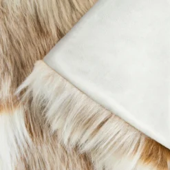 Peyton Throw - Natural -LOVESE Furniture Shop webimage 040099655 DTL2