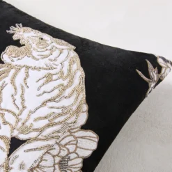 Senshi Tiger Pillow 22" - Black -LOVESE Furniture Shop webimage 040175249 DTL1