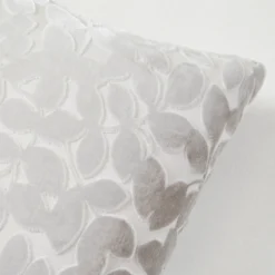 Botanical Pillow 20" - Silver -LOVESE Furniture Shop webimage 040182896 DTL1
