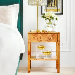 The Finger Hand -LOVESE Furniture Shop webimage 040445831 725470735 020217235 square web