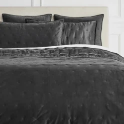 Ayla Reversible Bedding - Black