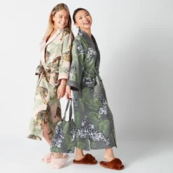 Tigress Robe Set - Blush -LOVESE Furniture Shop webimage 049003958 rv1 jpg