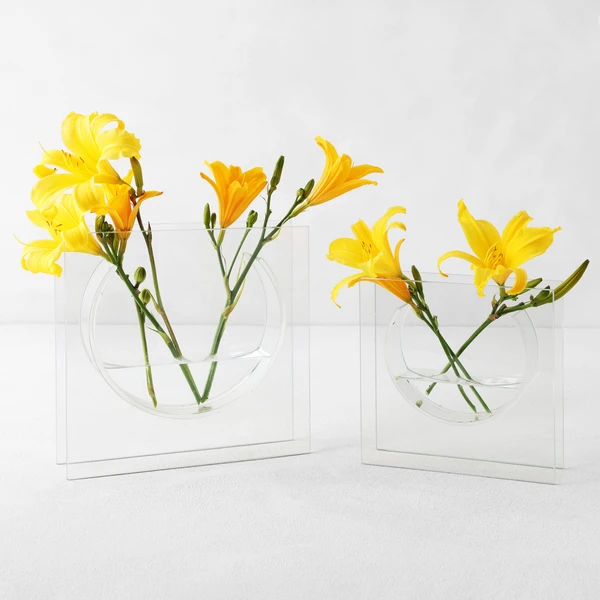 Solaris Vase 1 Solaris Vase