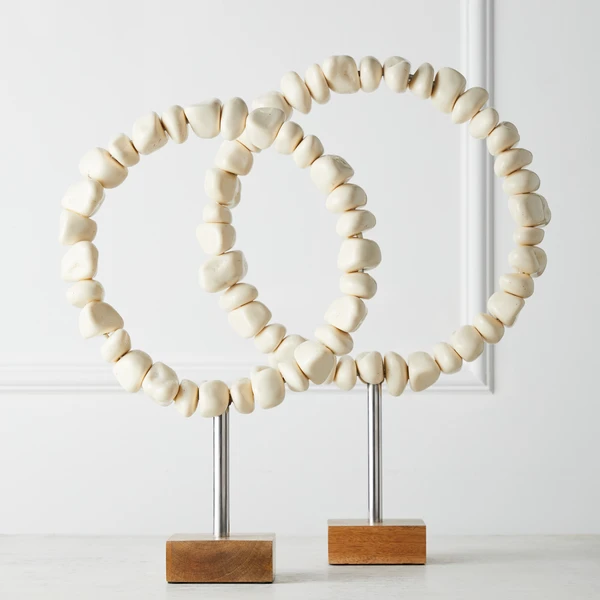 Nikki Chu - Pebble Ring On Stand 1 Nikki Chu - Pebble Ring On Stand