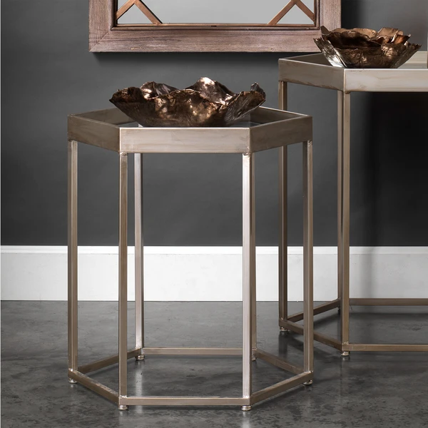 Fleur Bowls - Set Of 3 4 Fleur Bowls - Set Of 3 - Image 4