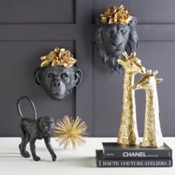 Leon Coronado Plaque -LOVESE Furniture Shop webimage 162207853 rv01 jpg 2