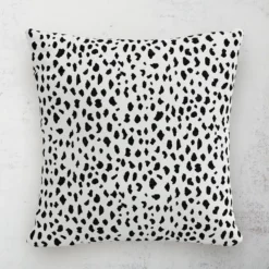 Dottie Outdoor Pillow 18"