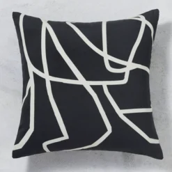 Osbourne Outdoor Pillow 18" - Black