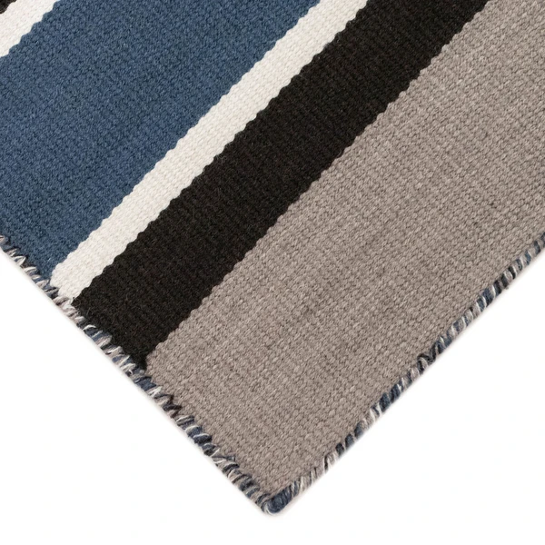 Variagated Stripe Outdoor Rug - Navy 2 Variagated Stripe Outdoor Rug - Navy - Image 2