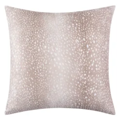 Amur Pillow 20" - Tan/Cream 9 Amur Pillow 20" - Tan/Cream -LOVESE Furniture Shop webimage 620721123 SIL 1