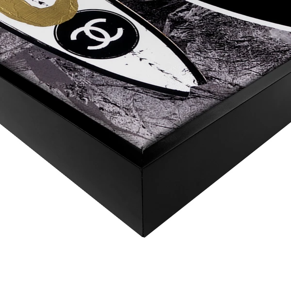 Wild Thing - Black Frame/Gold Accents 4 Wild Thing - Black Frame/Gold Accents - Image 4