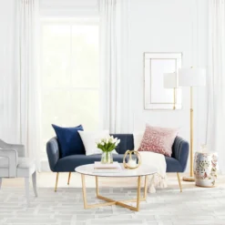 Vista Throw - Ivory -LOVESE Furniture Shop webimage Perfectly Polished Living Room 01 square